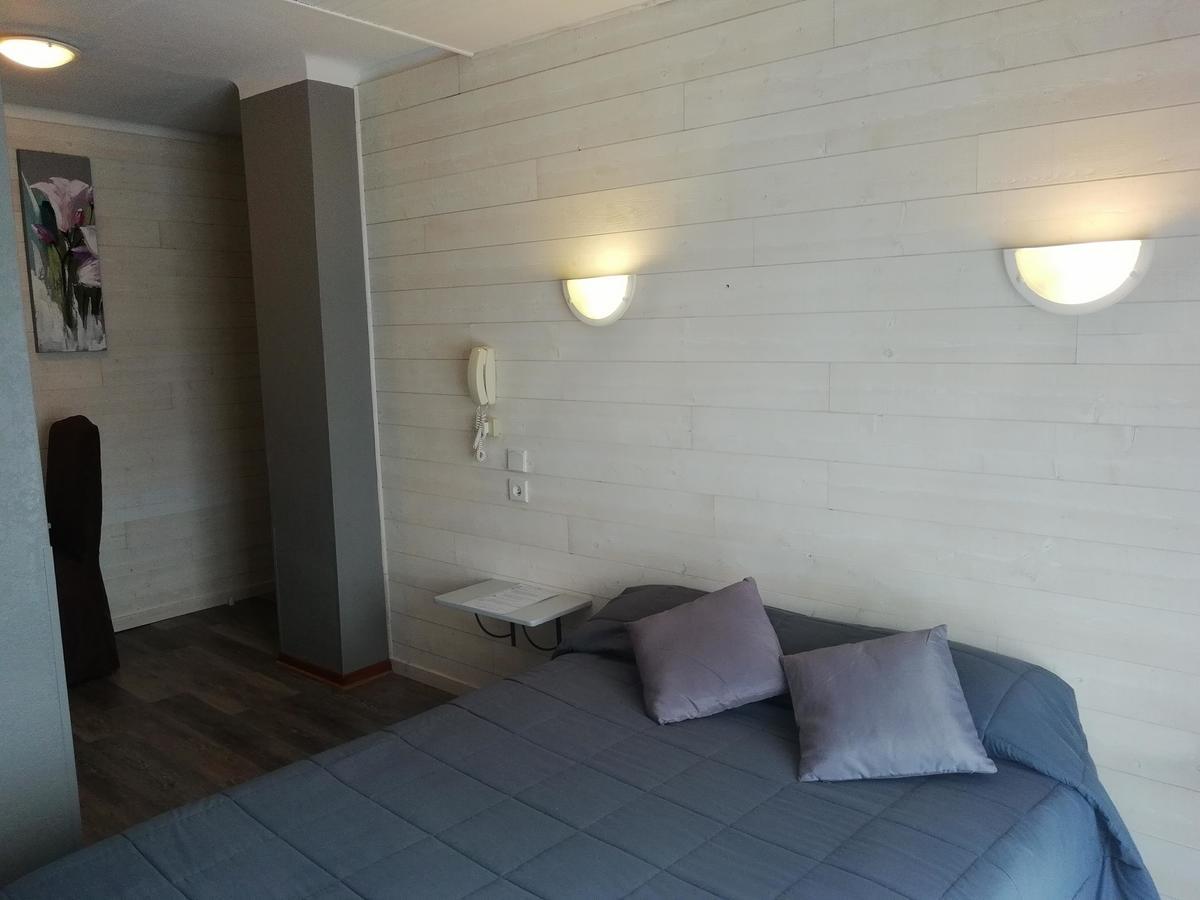 Hotel L'Oustalet Font-Romeu-Odeillo-Via Dış mekan fotoğraf