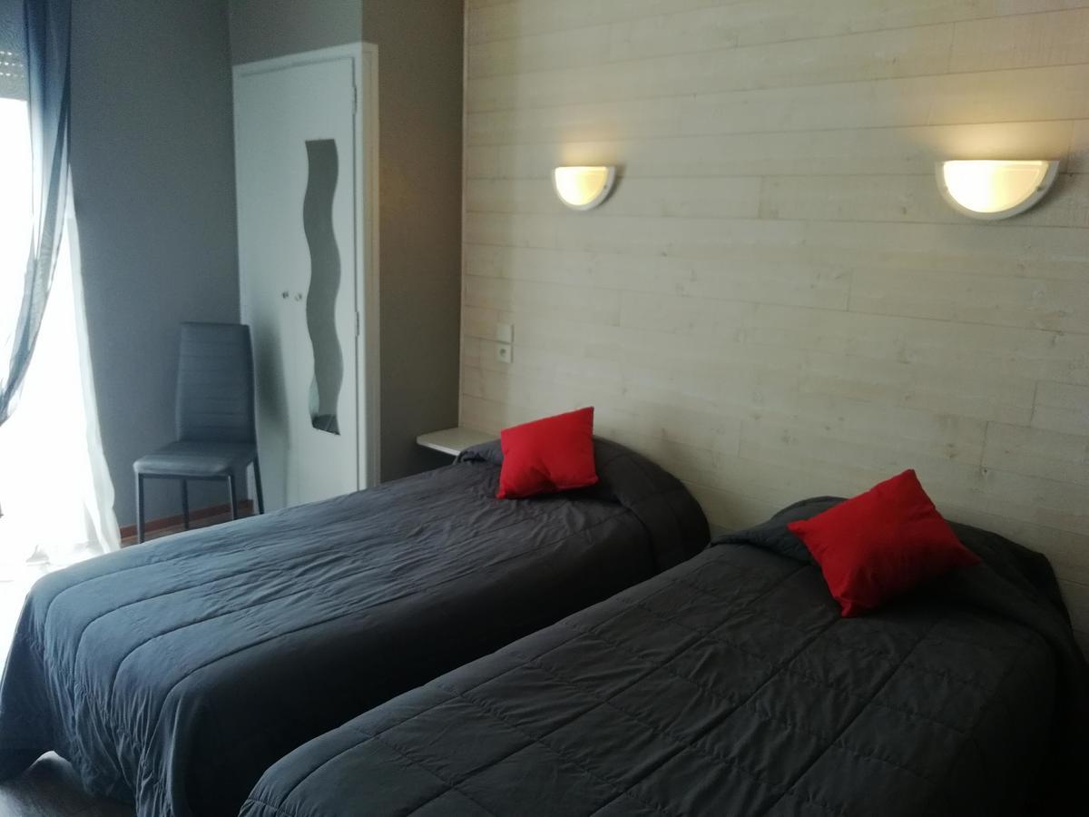 Hotel L'Oustalet Font-Romeu-Odeillo-Via Dış mekan fotoğraf