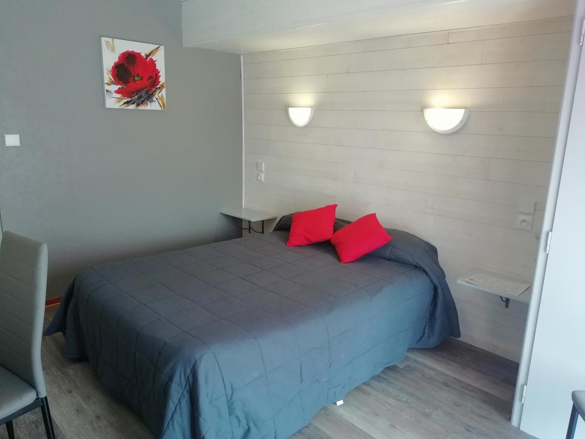 Hotel L'Oustalet Font-Romeu-Odeillo-Via Dış mekan fotoğraf