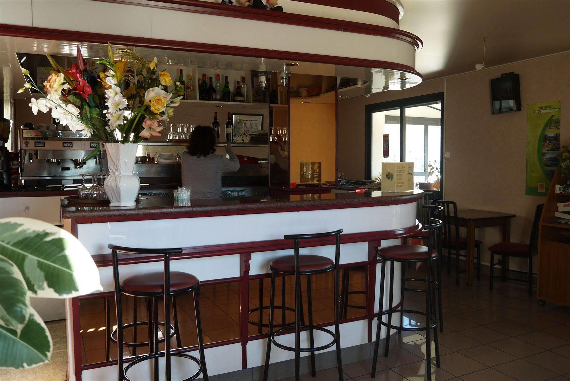Hotel L'Oustalet Font-Romeu-Odeillo-Via Dış mekan fotoğraf