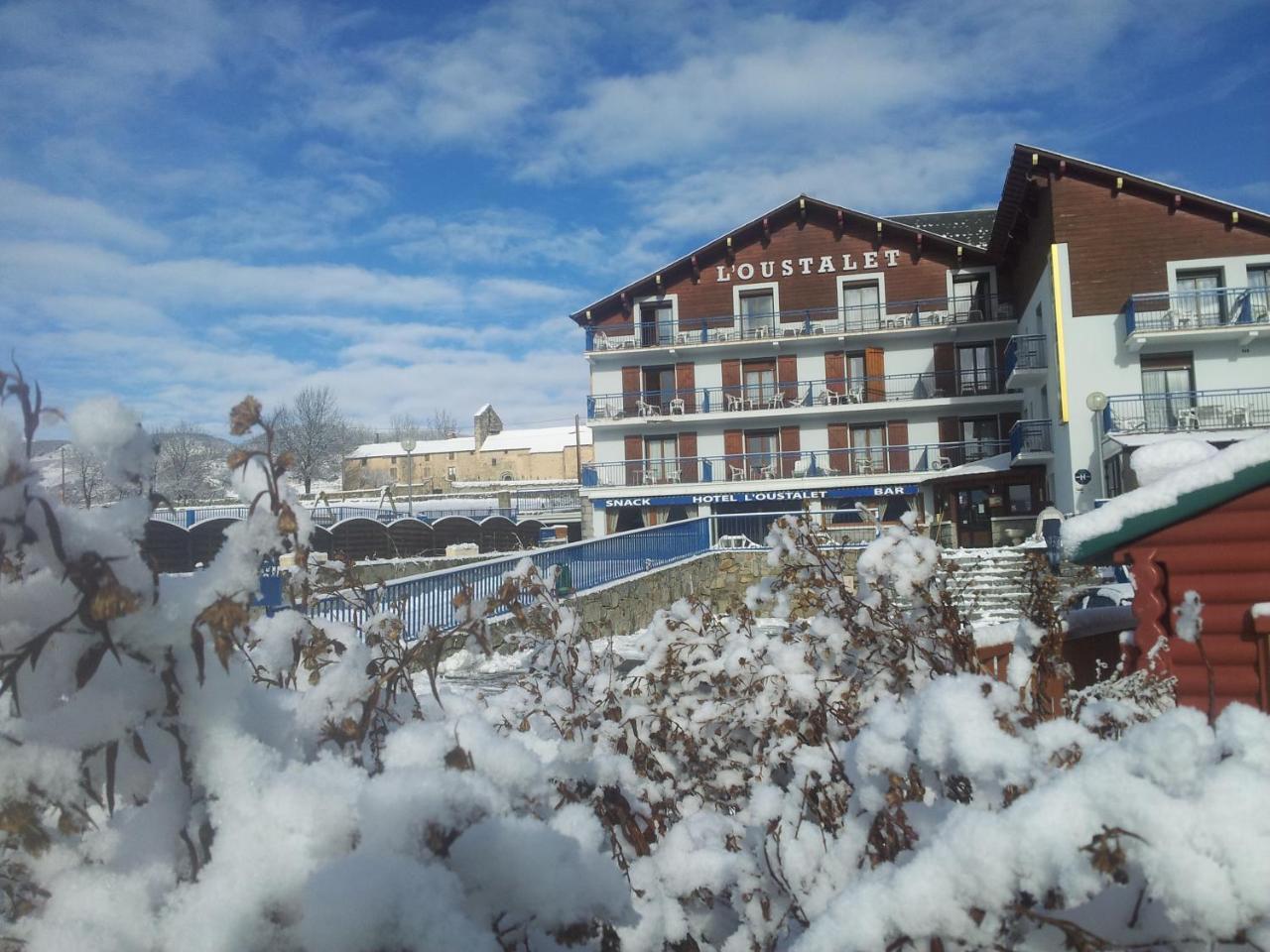 Hotel L'Oustalet Font-Romeu-Odeillo-Via Dış mekan fotoğraf